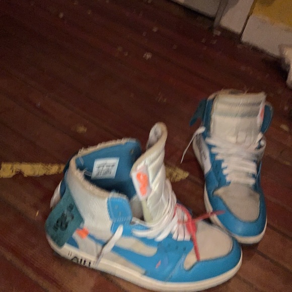 jordan carolina off white